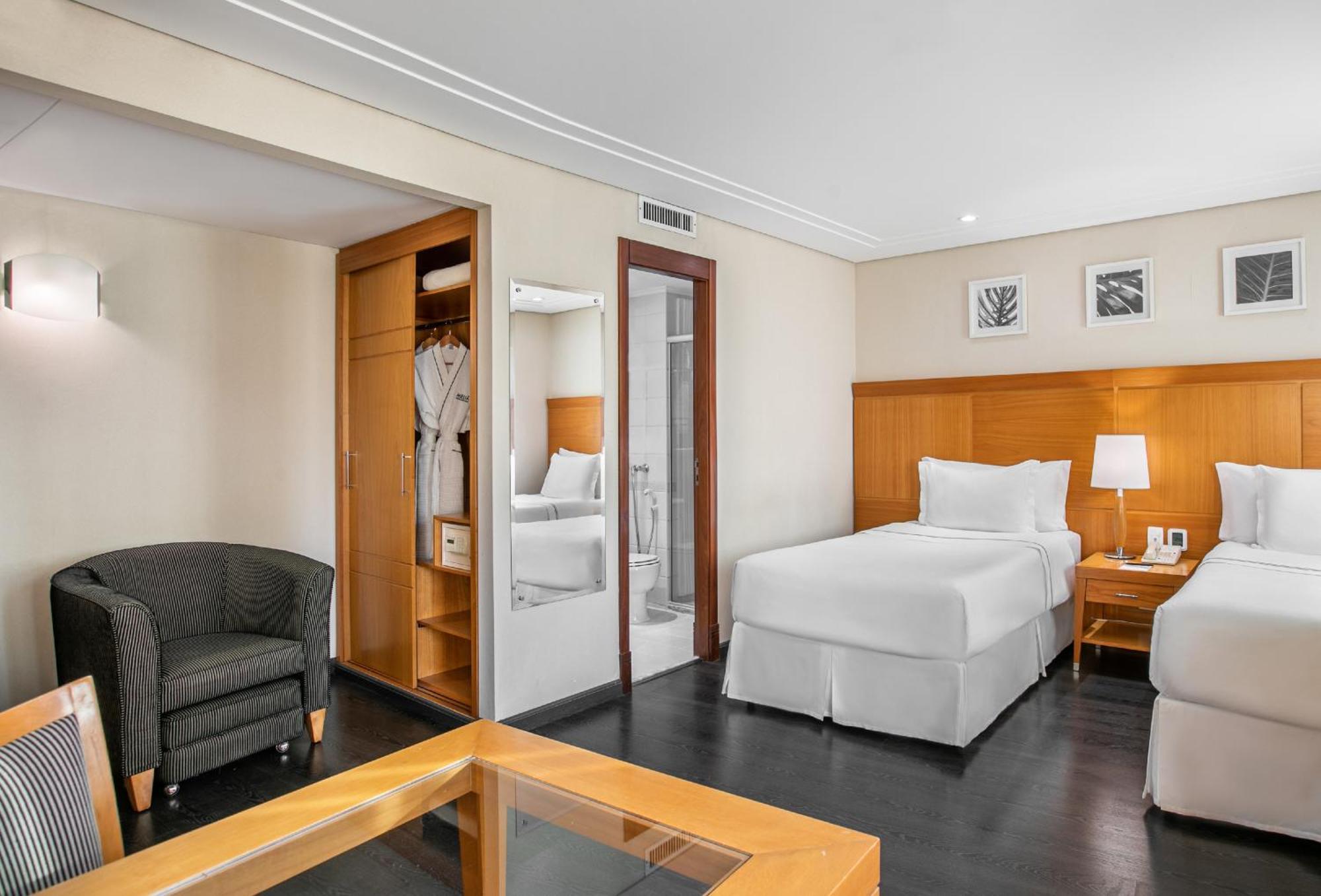 Melia Jardim Europa Hotel Sao Paulo Bagian luar foto A room at the hotel